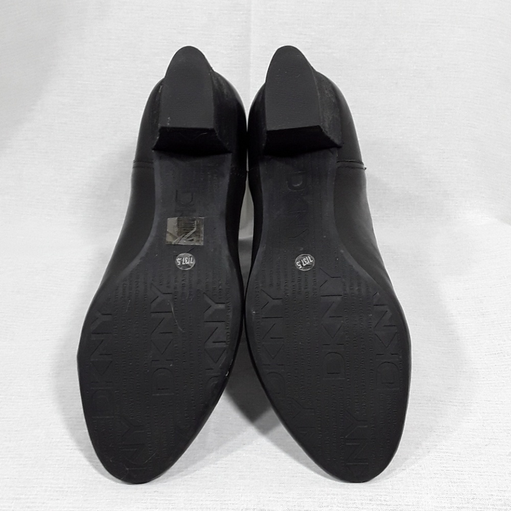 DKNY black leather heel boots - Picture 7 of 8